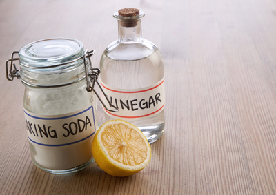 The Truth About Vinegar and Baking Soda: Why They Don’t Work Together (and What to Use Instead)